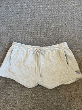 Light Gray Drawstring Lounge Shorts with Small Floral Accent PINK VS XL